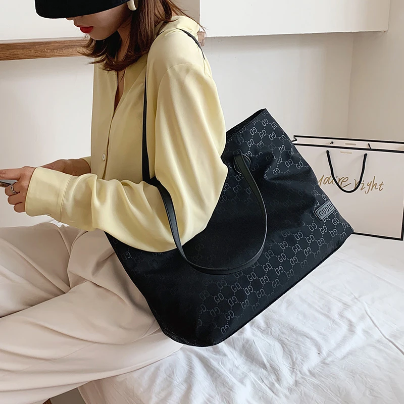 

2021 Winter Retro Plaid Women Tote Bags Female Large Capacity Shoulder Bags Fashion Portable Handbags for Ladies
