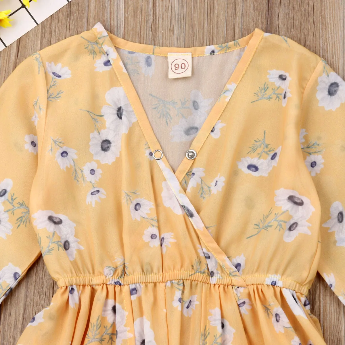 Boho/Детское платье-комбинезон с цветочным рисунком для маленьких девочек пляжное платье с длинными рукавами и v-образным вырезом и цветами шифоновое платье для девочек Одежда для девочек От 1 до 5 лет