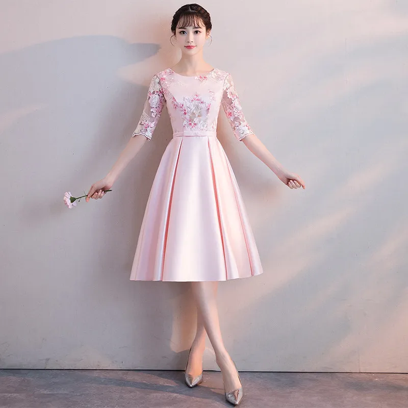 

Women Pink Sweet Bridesmaid Dresses Elegant Flower Embroidery Banquet Gown Exquisite Temperament O-Neck Formal Party Dress