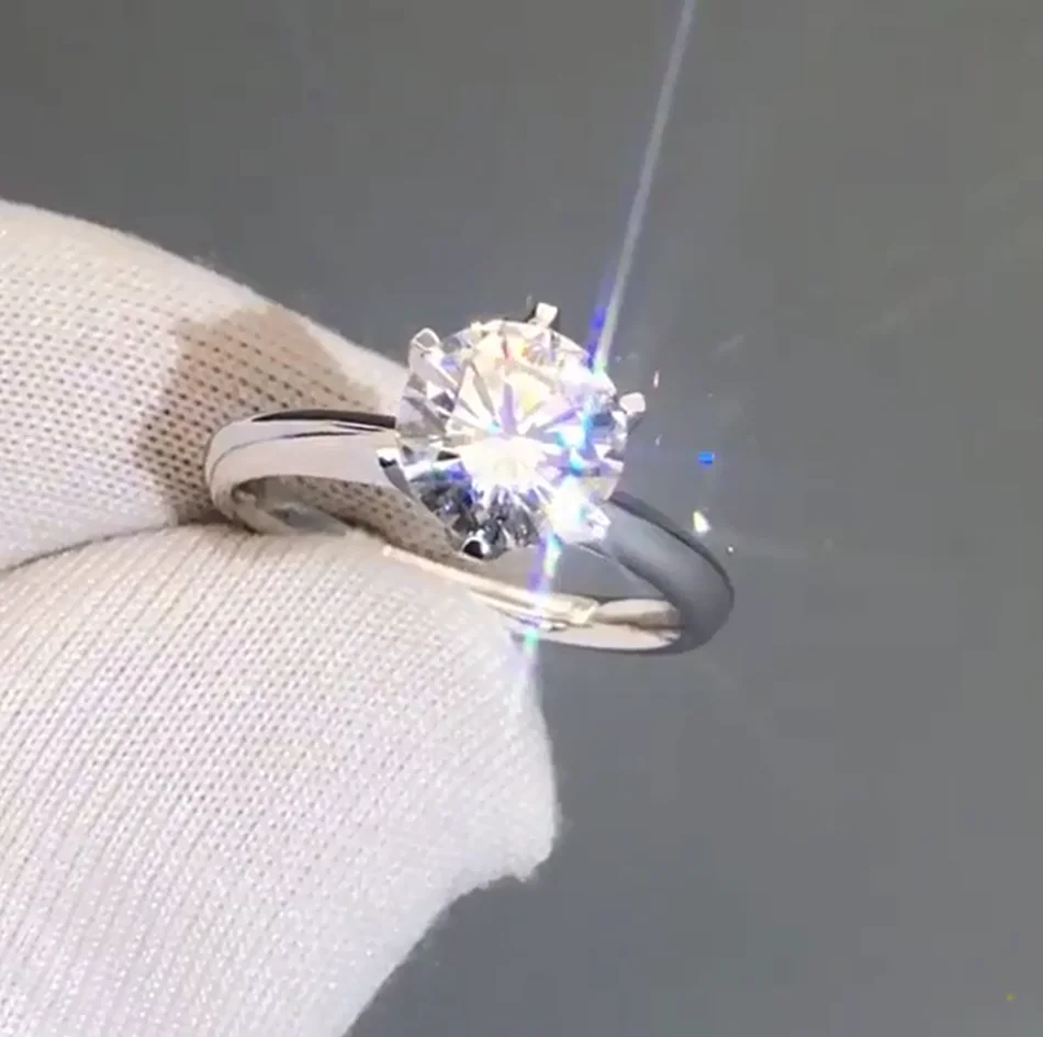 Кольцо женское из белого золота с муассанитом 2 карата | Украшения и аксессуары