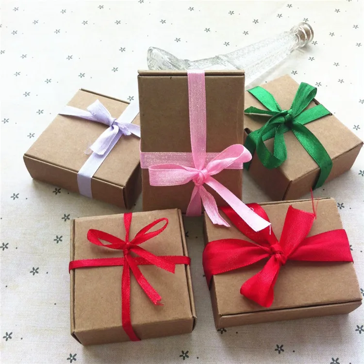 

50pcs 7*7*2.2cm Brown Kraft Paper Box Natural Kraft Paper Gift Packaging Box Handmade Candy Soap Paper Cardboard Box