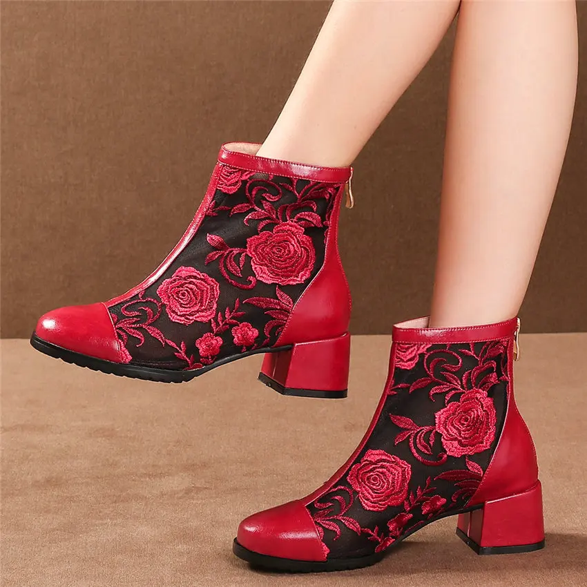 

Туфли-лодочки женские из натуральной кожи, на среднем каблуке, дышащие, с кружевной вышивкой, с цветами, блестящие, для свадьбы/Вечеринки