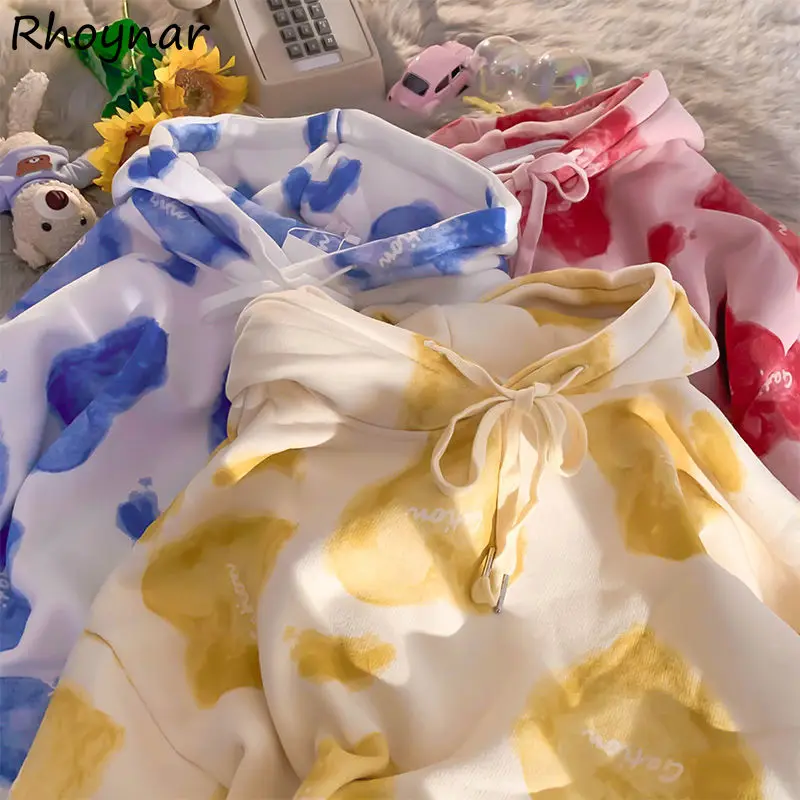 Женская толстовка с капюшоном принтом в виде сердечек