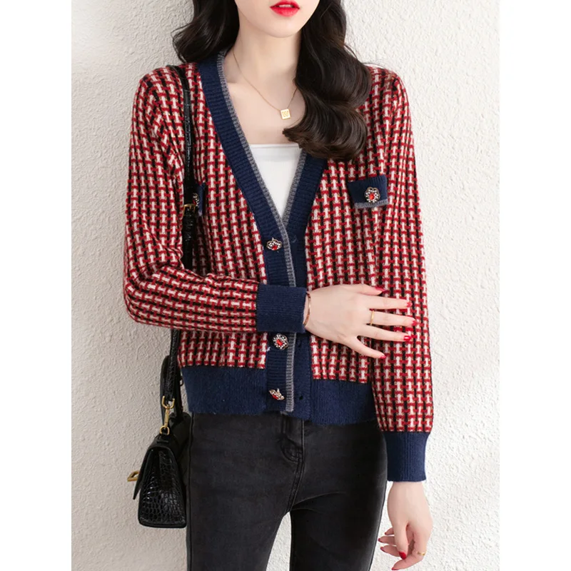 

DALMAZZO New Spring and Autumn Women V Neck Single-Breasted Thin Wool Knitted Short Sweater Patchwork Color Cardigan Tops Female