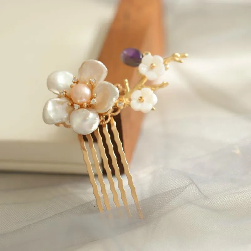 Шпилька для волос с жемчужинами и цветами позолоченная под старину | Украшения