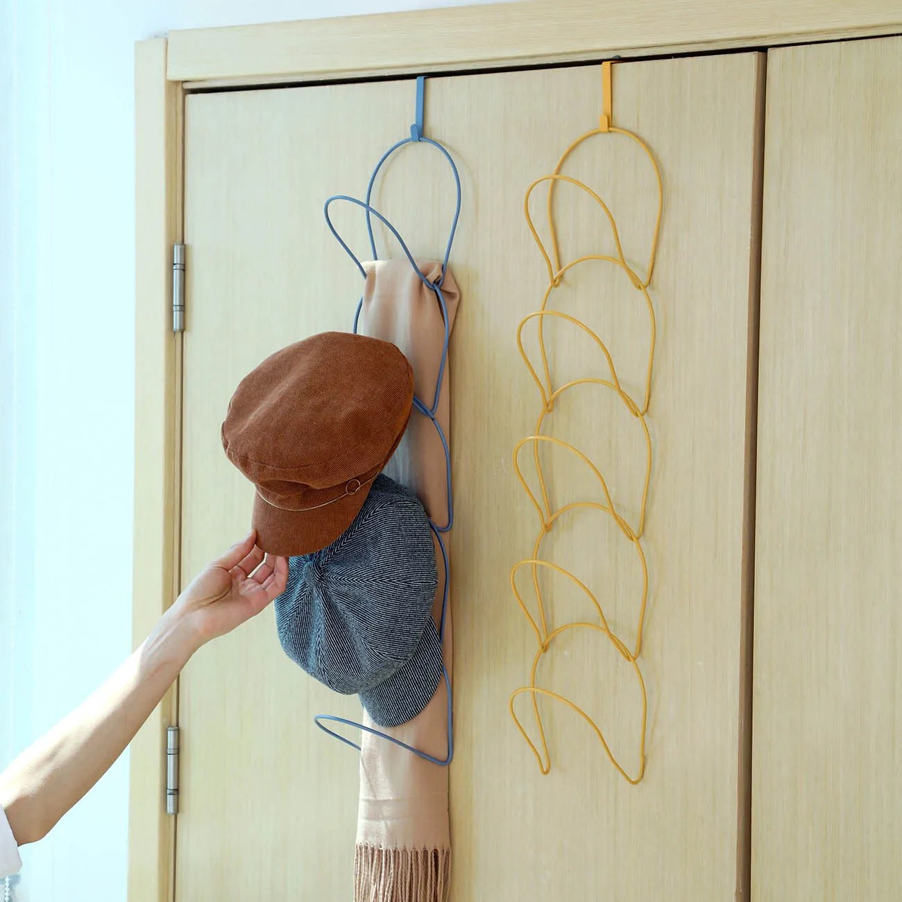 

5PCS Door Back Hat Holder Rack Free Punching Hats Hanging Organizer Home Wardrobe Scarf Scarves Storage Racks