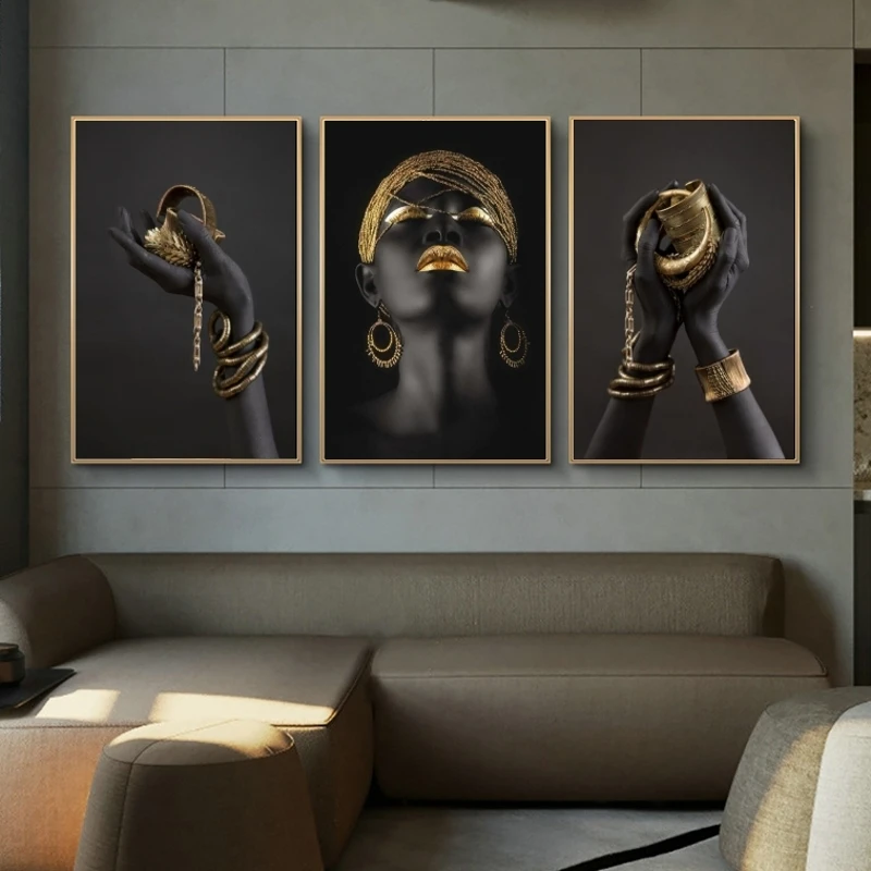 

Black Hands Holding Silver Jewelry Canvas Painting Posters and Prints Cuadros Wall Art for Living Room Home Decor (No Frame)