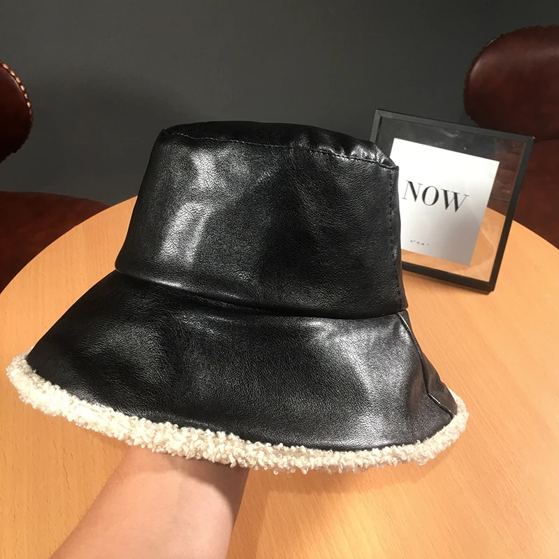 

Winter Glabrous Hat Black Pu Leather Fisherman Hat Vintage Japanese Lamb Wool Warm Hat Basin Tide Bucket Hat