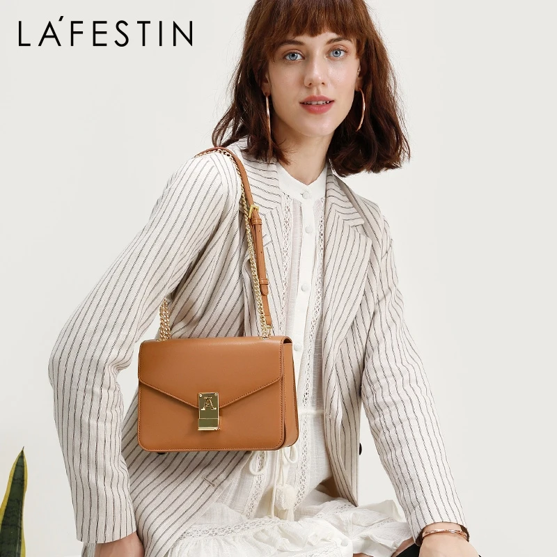 Женская сумка мессенджер LAFESTIN кожаная через плечо с цепочкой маленькая