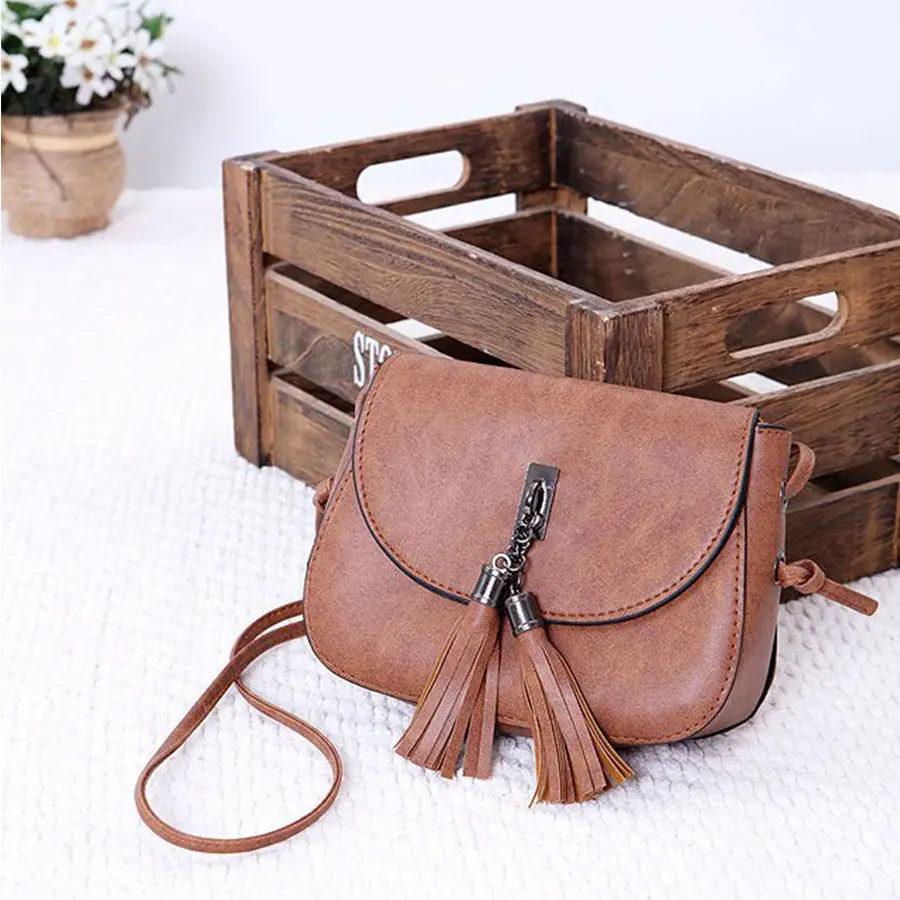 Женская сумка тоут с кисточками через плечо|Сумки ручками| |