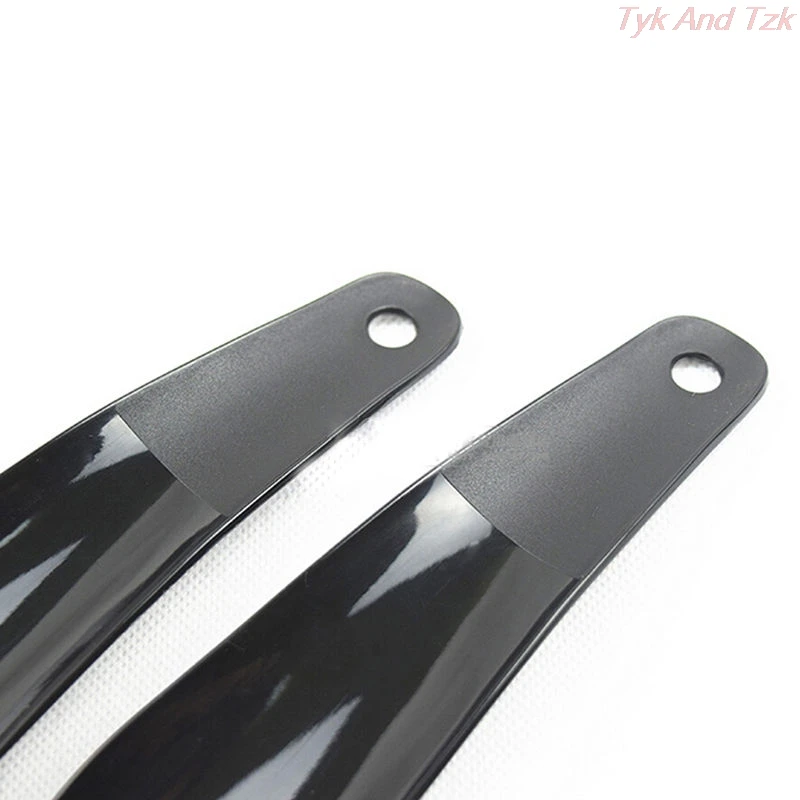 

1PCS Professional Black 16cm Shoe Horns Plastick Shoe Horn Spoon Shape Shoehorn Shoe Lifter Flexible Sturdy Slip