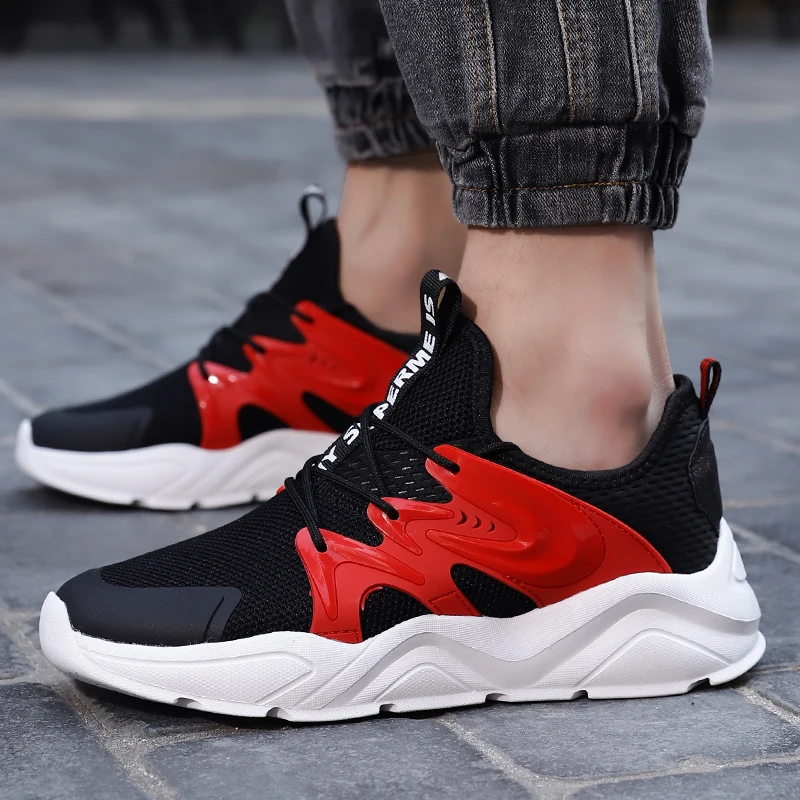 Мужские кроссовки из сетчатого материала легкие спортивные на шнурках