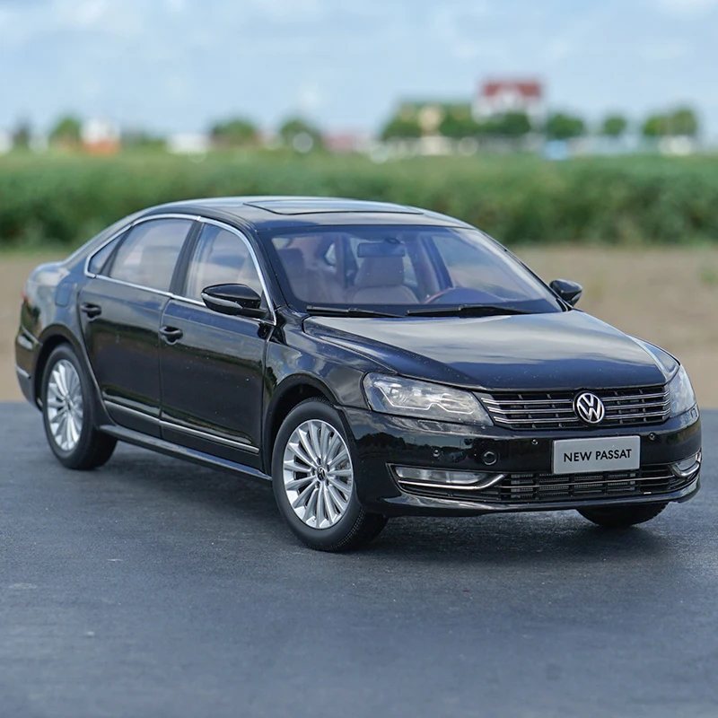 Новая модель PASSAT из цинкового сплава 1:18 высококачественная коллекционная и