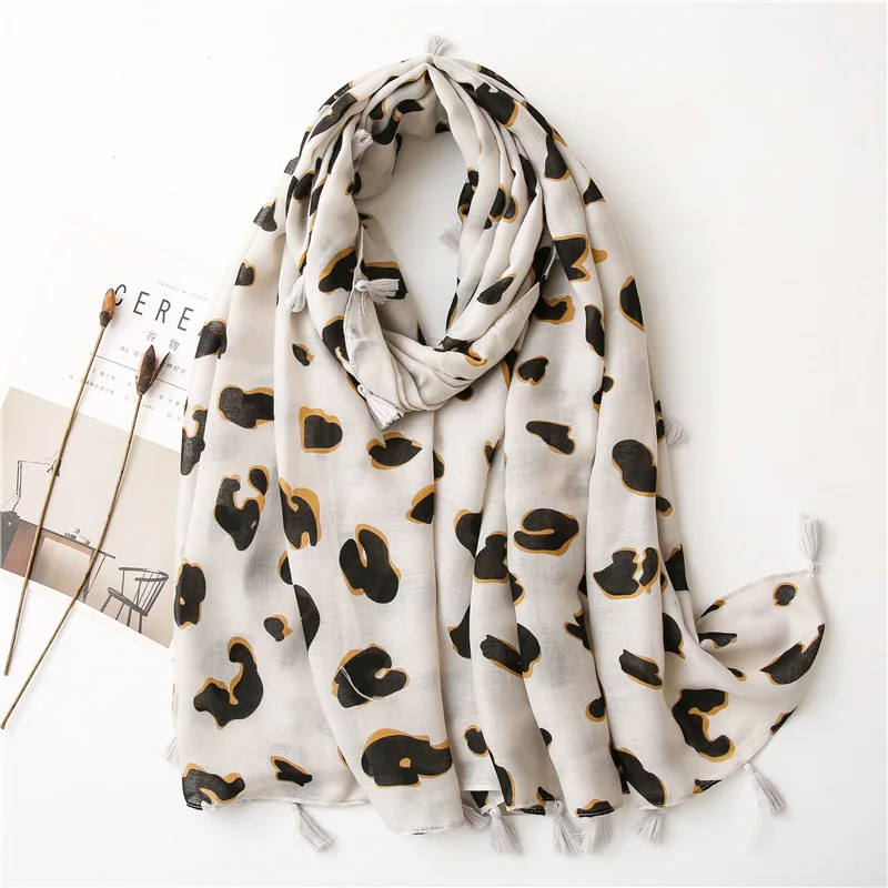 

2021 Spring New Women Cotton Viscose Scarf Blue Flowers Print Shawls and Wrap Summer Lady Beach Stoles Hijabs Pashmina Foulard
