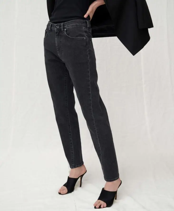 Женские прямые джинсы с карманами темно серые джинсовые брюки со скрученным швом