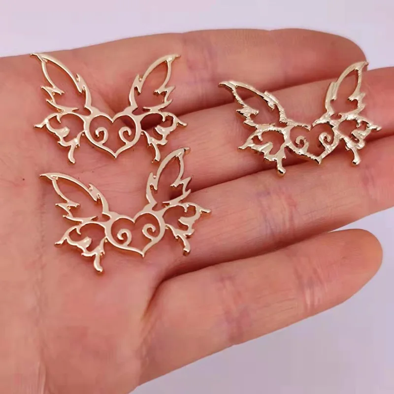 

hzew 5pcs Hollow butterfly pendant charm heart cute charms gift for women man Accessorie
