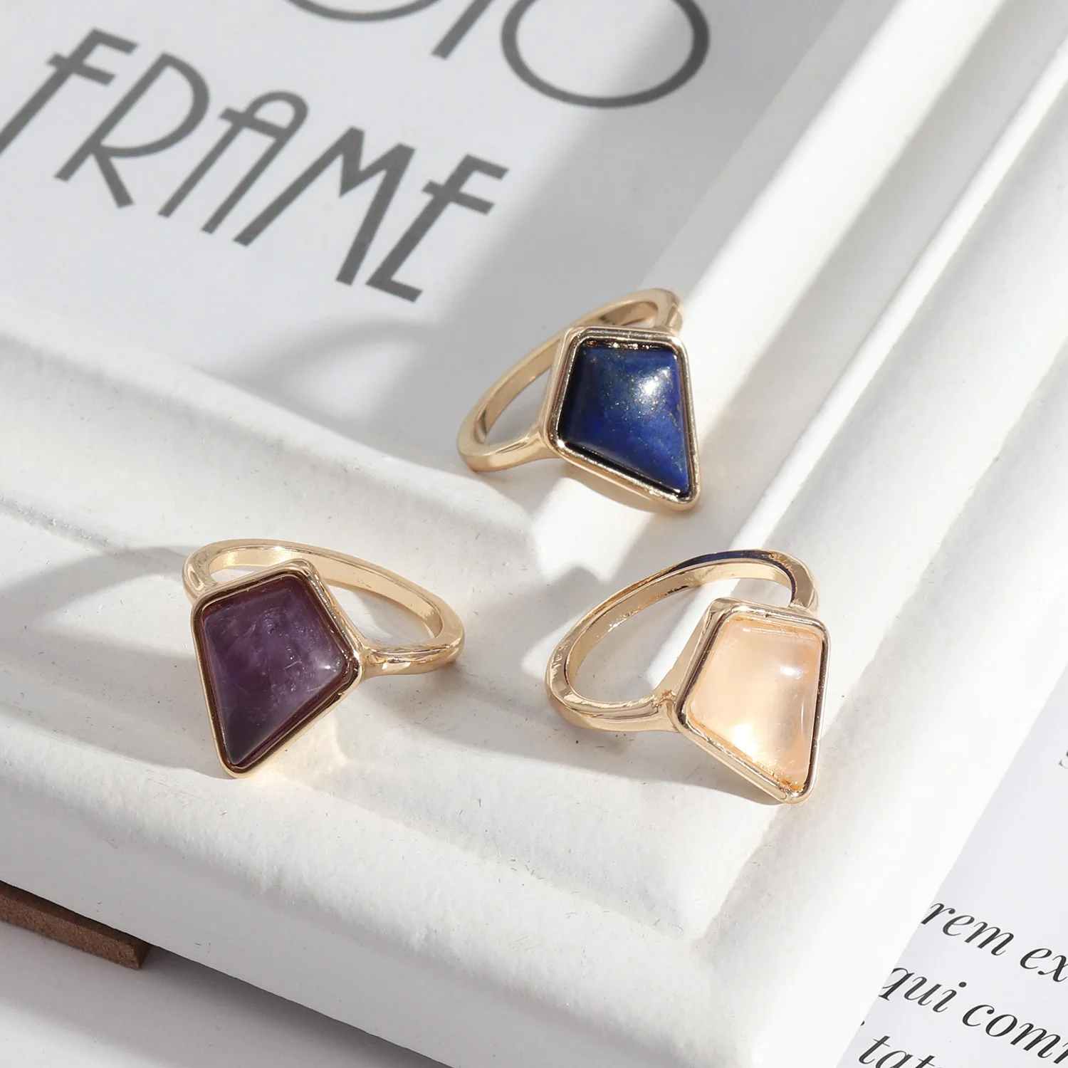 

KOMi Natural Stone Geometric Triangle Pink Spar Rings for Women INS Punk Style Knuckle Ring New Jewelry Ringe US Size 7 K5944