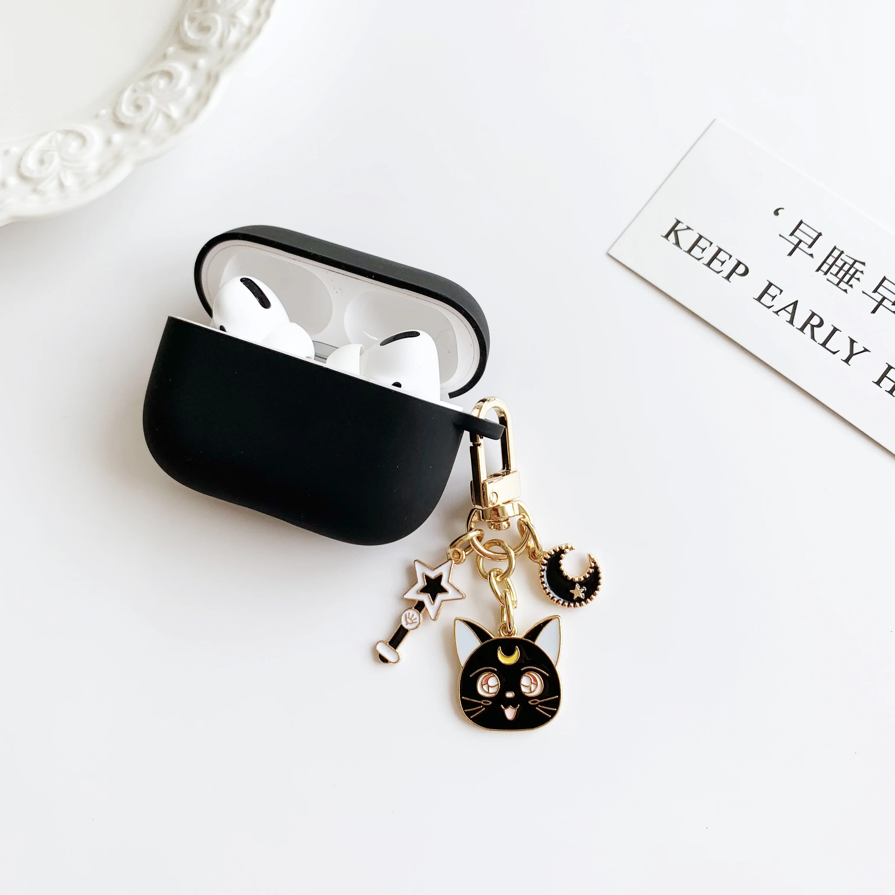 

Cute Wireless Bluetooth Silicone Case For Apple Airpods 1 2 Protective Cover Air Pods Pro Earphone Cases Cat Key Ring