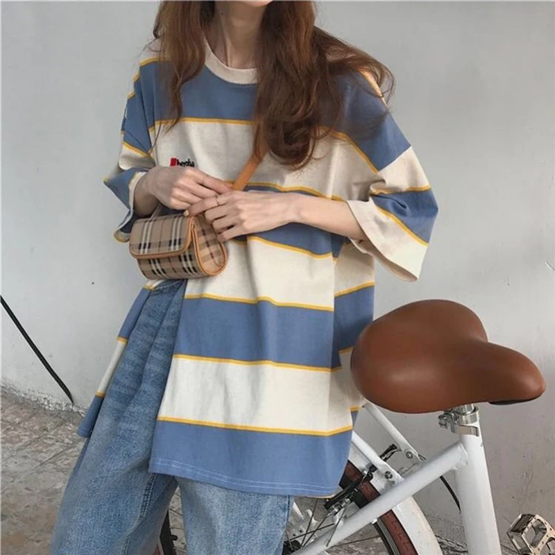 

2021 summer super fire new loose striped short-sleeved T-shirt female Harajuku style mid-length split student half-sleeved top