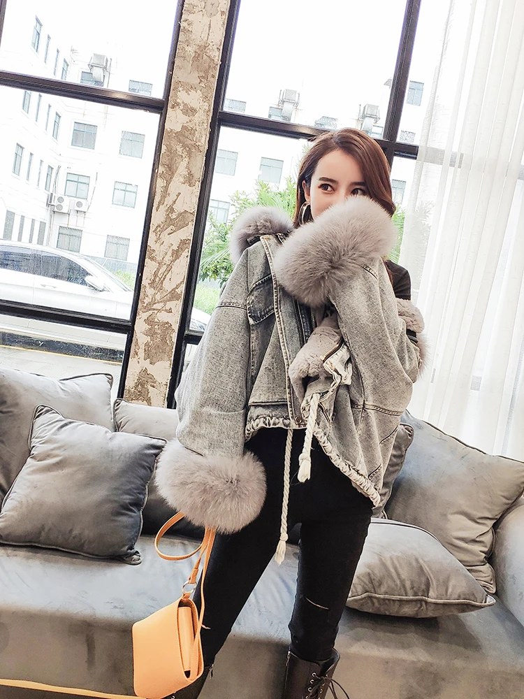 Женская джинсовая куртка с меховой подкладкой теплая зимняя воротником из 2020
