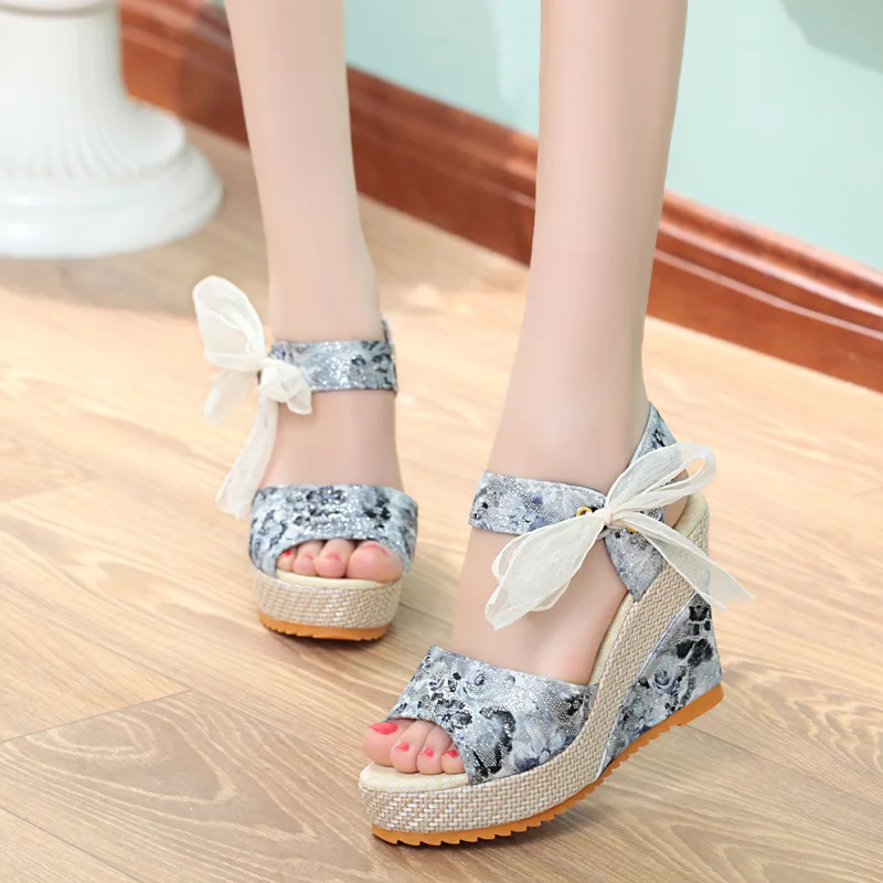 

Women Sandals 2022 Summer New Sweet Flowers Buckle Open Toe Wedge Sandals Floral High-heeled Shoes Sandals Zapatillas Mujer