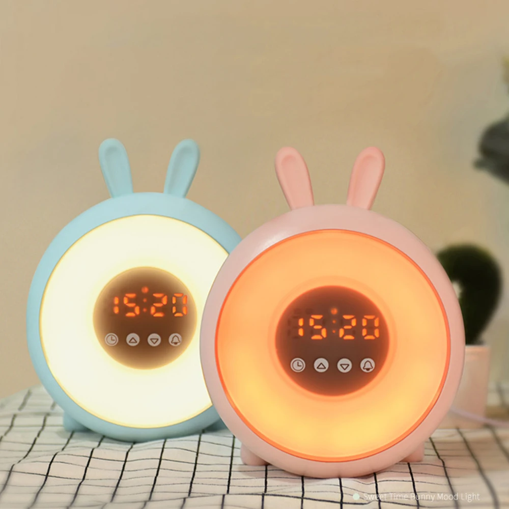 

Милый кролик будильник ночной Светильник электронный светодиодный Дисплей USB Перезаряжаемые Цвет регулируемая настольная лампа Детская к...
