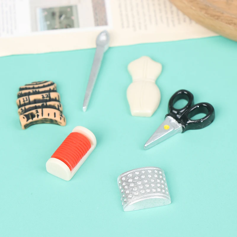 

6pcs/set Dollhouse Miniature Accessories Knitting Tools dollhouse furniture Simulation Scissors Resin Miniature Sewing
