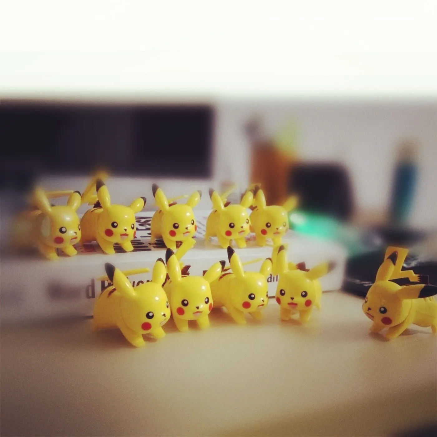 

Anime Pokemon Mini Pikachu Vinyl Dolls Kids Birthday Cake Decor Figurine 4 CM Pikachu Gift Toys For Children Desk Ornaments Toys