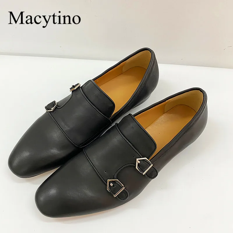 

Metal buckle decoration round toe flat leather shoes spring and autumn men's leather shoes fashion party shoes