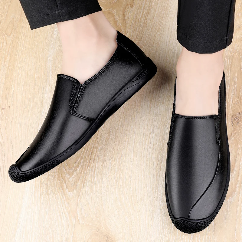 

Men Shoes Genuine Leather High Quality Soft Men Casual Shoes slip on Moccasins Male Footwear Loafers Sneakers Flats moccasins