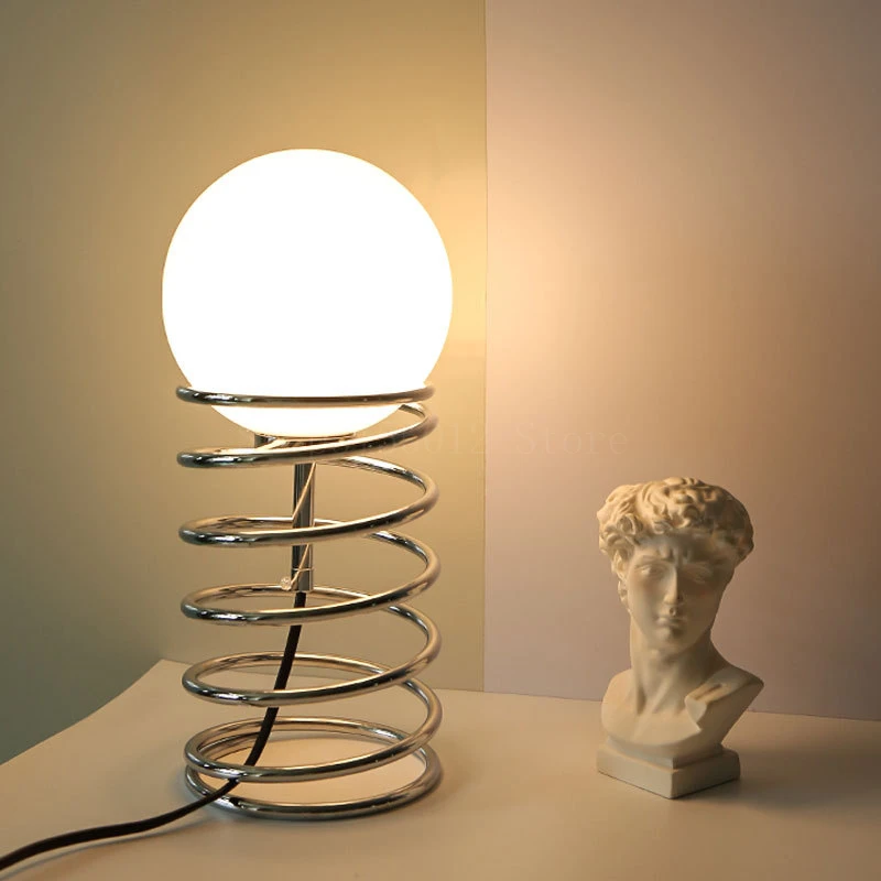 

Ins Vintage Table Lamp Iron Art Spring Designer Creativity Table Light Bedroom Bedside Lamp Children Learn Lighting Read Lights