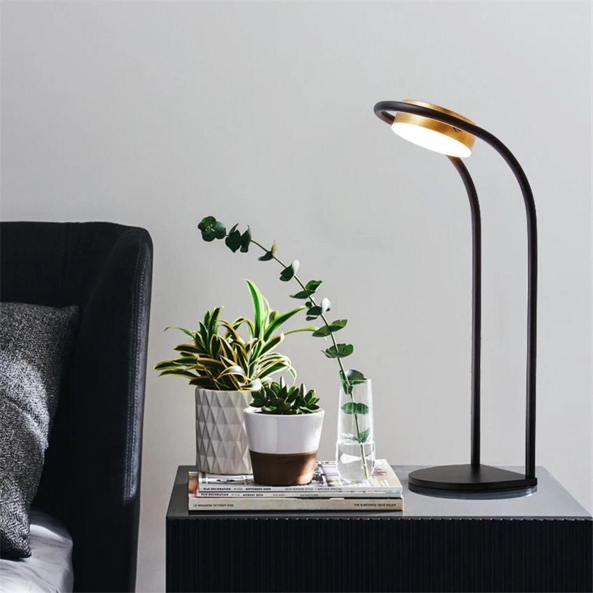 

Nordic LED Wrought Iron Table Lamps Modern Bedroom Bedside Living Room Study Art Deco Desk Lamp Living Room Dressing Table Light