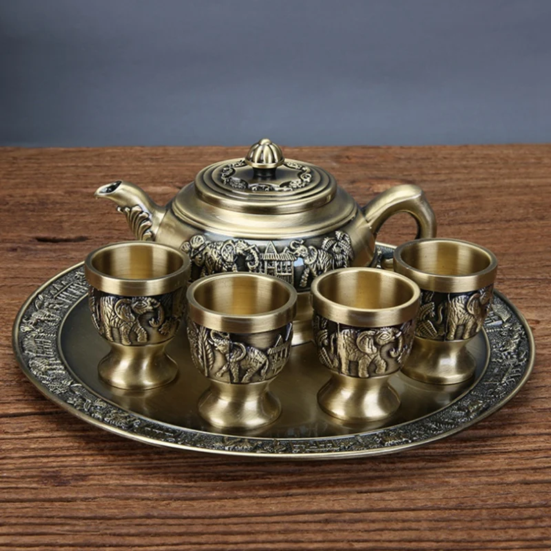 

200ML/20ML New Mini Kung Fu Tea Set Exquisitely Engraved Teapot Practical Teapot Tea Cup Tray Set