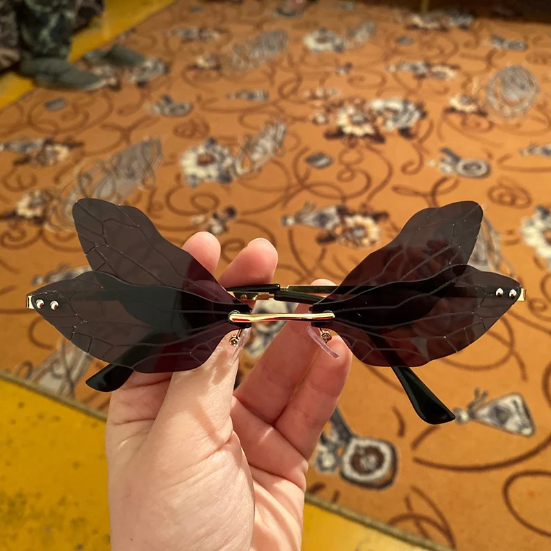 

Internet Celebrity Recommend Elves Dragonfly Women's Sunglasses Rimless Fairy Wing Decoration Sun Glasses For Photography