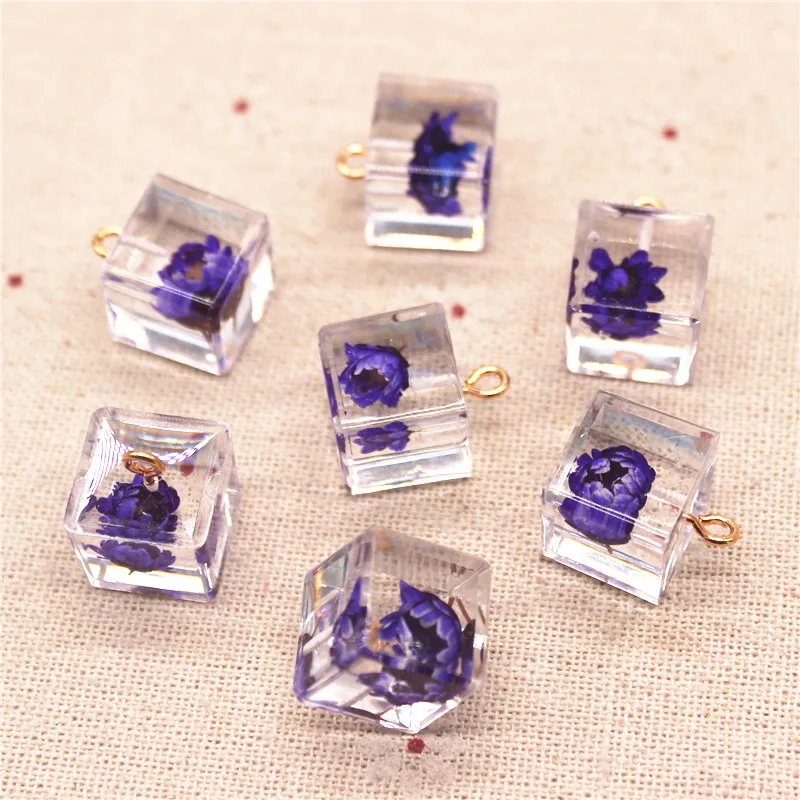 10pcs Resin Transparent Cube Inside Dried Flowers DIY Jewelry Pendant/Earrings Home Decoration Accessories,14mm