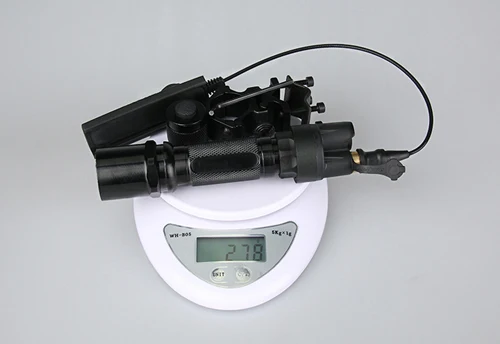 

Tactical flashlight CREE5 LED CREE Lamp 6P LED flashlight for air gun scope huntingGZ150073