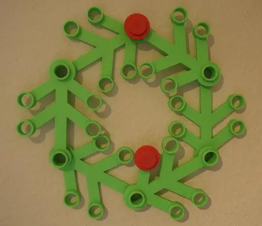 Plastic Christmas Wreath | Дом и сад