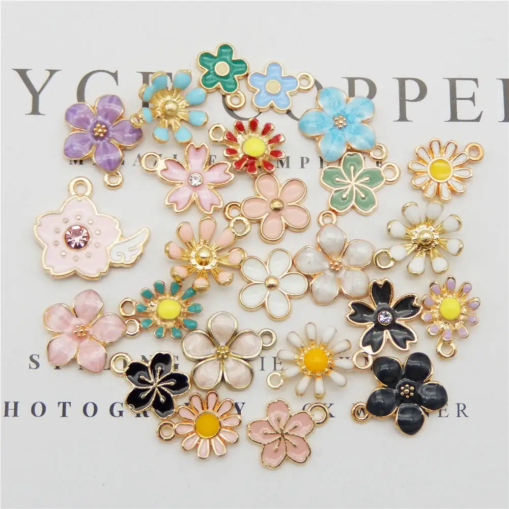 

20pcs Cartoon Daisy Flower Charms Alloy Enamel Mix Pendant Blue Pink Random Women Earrings Bracelet Jewelry DIY Accessory