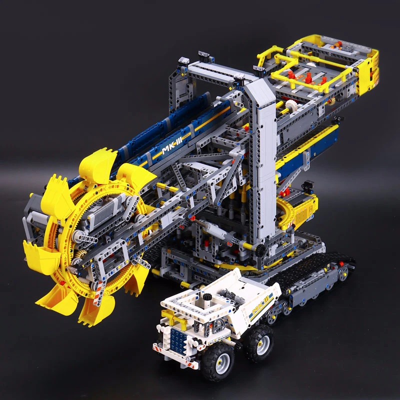 Новая коллекция 20015 года: техника для выемки ковшовых колес два в одном 3929 деталей