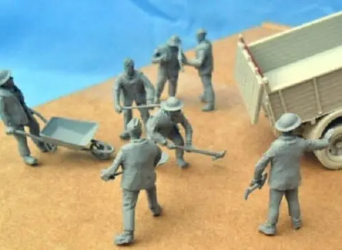 

1/72 Die-cast resin WWII British pioneer and tool cart model assembly kit 7 figures (unpainted)