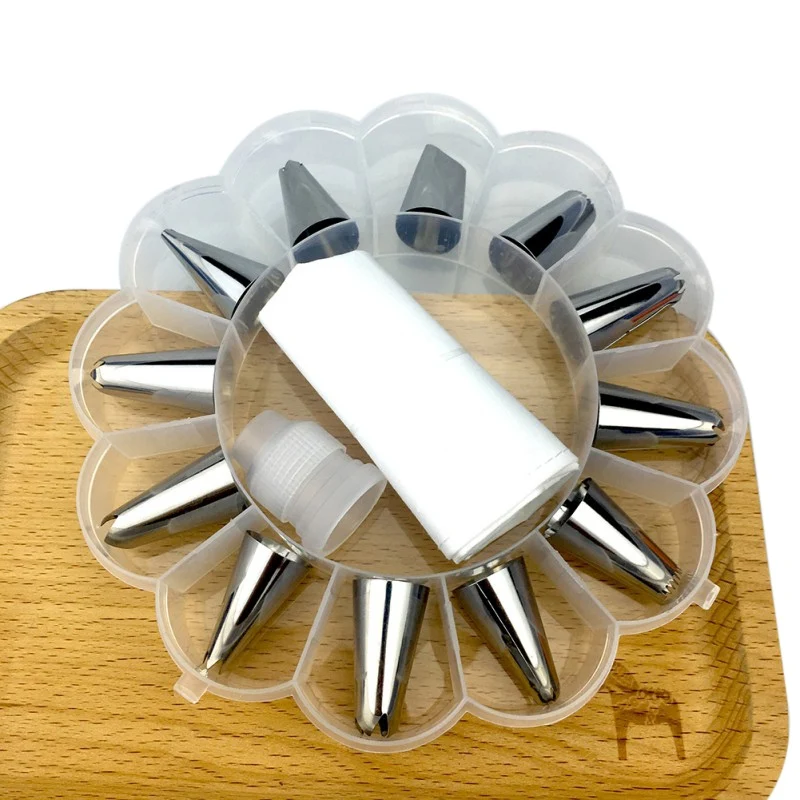

16PCS DIY Cake Decorating Mouth Set Pastry Bag Tips With For Kitchen Decorating Tools Tool TPU Decorating Bag Baking Coking Tool