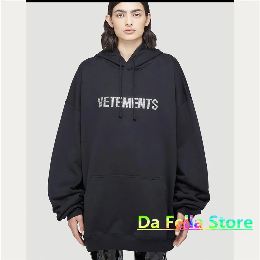 

Slightly Loose Vetements Pullovers Men Women Black Bling VETEMENTS Rhinestone Hoodie Hood Tonal Logo Embroidered VTM Sweatshirts