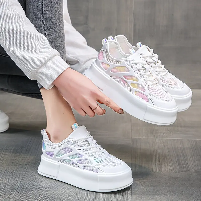

Small White Shoes Casual Female Sneakers 2021 Fashion Women's All-Match Clogs Platform Round Toe Cross Modis Creepers New Breath