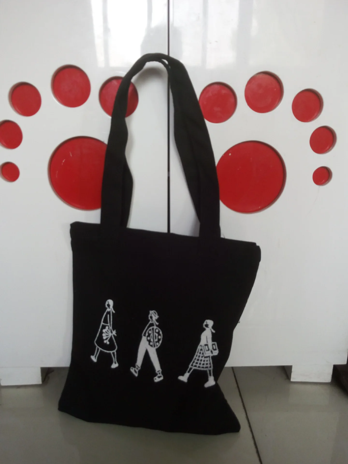 Что делает 2019 простые буквы выглядят как Холщовая Сумка уличная сумка дизайн