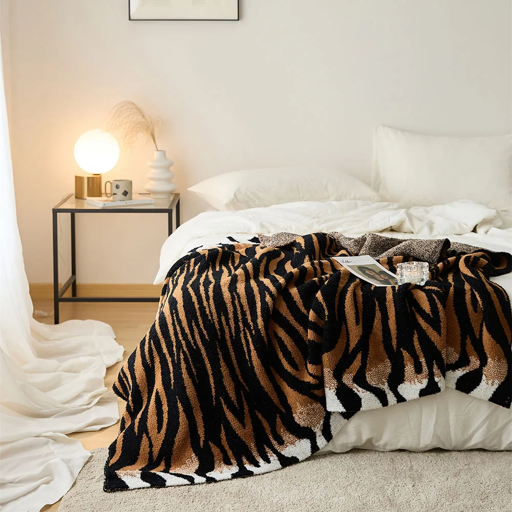 Warm Feather Yarn Knitted Blankets Tiger Pattern Winter Sofa Cover Thicken Plush Bedspread on the Bed Cashmere Throws CHAUSUB