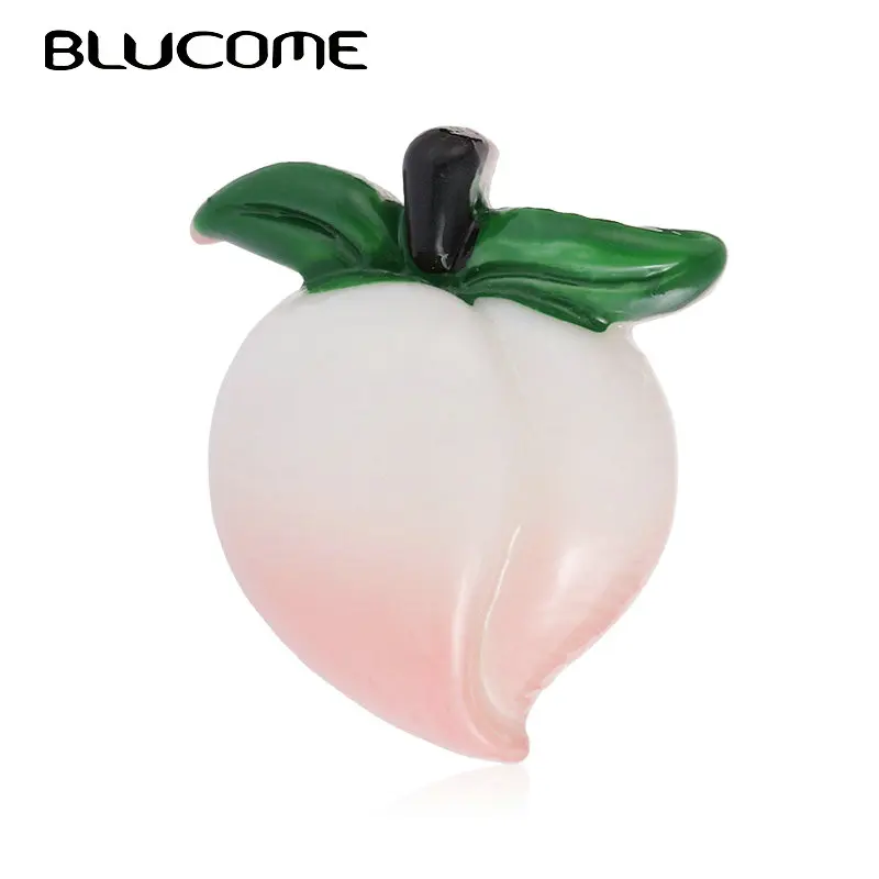 

Blucome Mini Pink Peach Shape Brooches For Women Bag Suit Party Fashion Accessories Cute Carton Fruit Brooch Badge Pins Gift