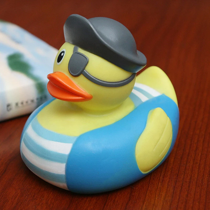 

ESALINK7.5-9CM Baby Bath Toy Floating Swimming Water Bath Duck Rubber Duck Pirate Duck Shaped Child Bath Toy