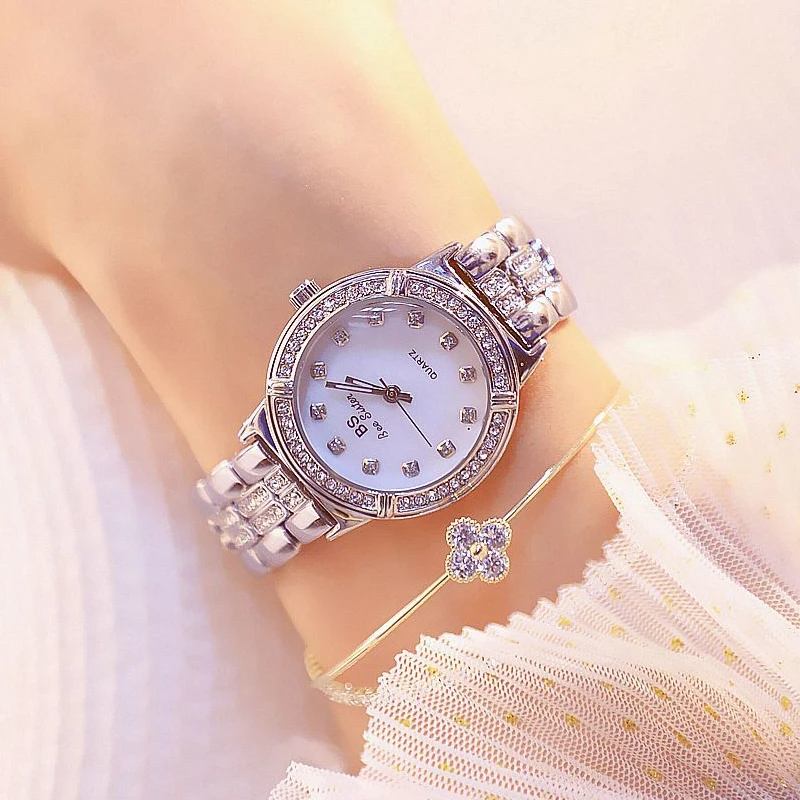 Роскошные женские часы со стразами от известного бренда элегантные кварцевые