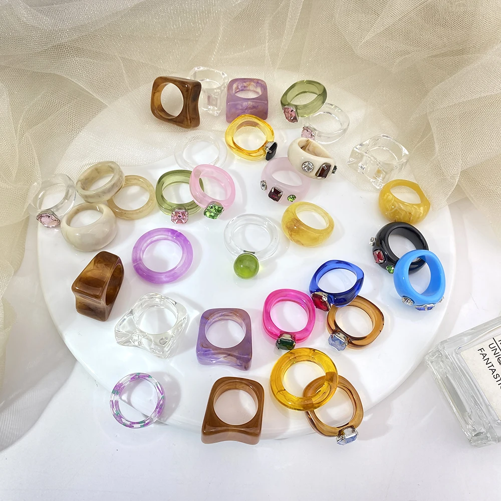 

VKME 2021 New Transparent Resin Acrylic Rhinestone Colourful Geometric Square Round Rings Set for Women Jewelry Party Gifts