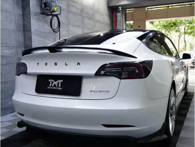 Новая модель 3 Реальные углеродного волокна заднего крыла багажник выступ